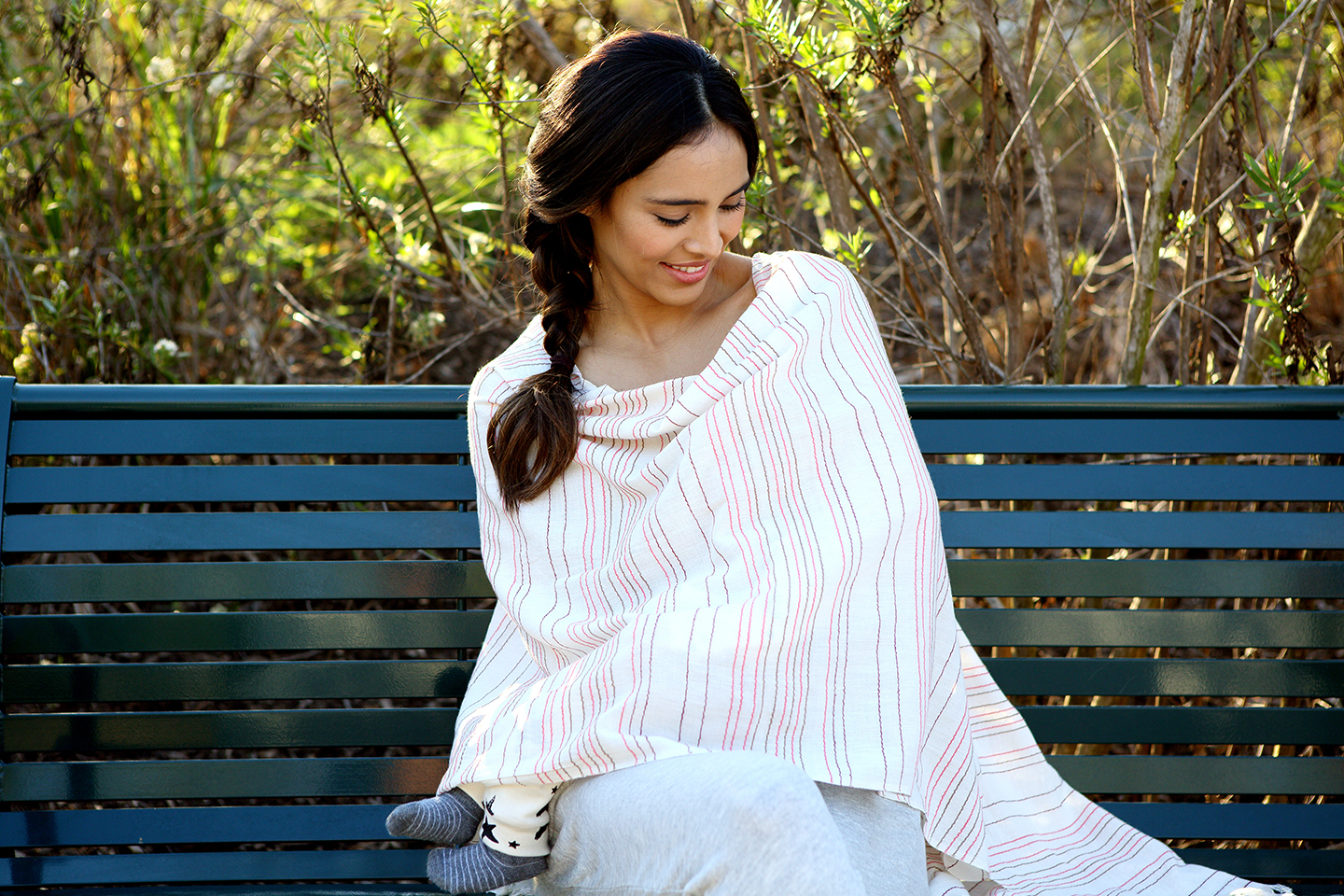 Organic Cotton Nursing Cover & Nursing Scarf The Honest Company